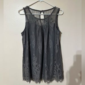 Women’s Sleeveless lace top